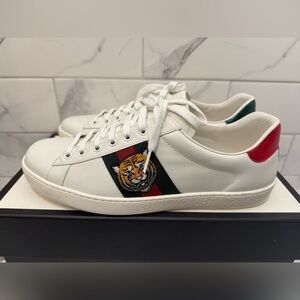 NWT Gucci Men’s Leather Sneaker w. Python
